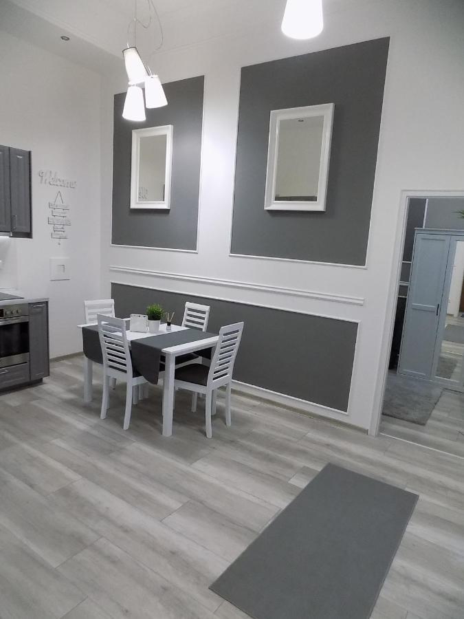 A10 Alkotmany B Apartment Budapeszt Zewnętrze zdjęcie